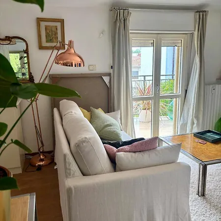 Bright Floor With Large Terrace